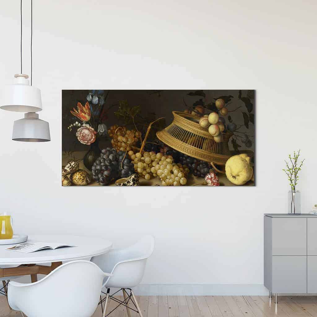 Stilleven van bloemen fruit schelpen en insecten - Balthasar van der Ast