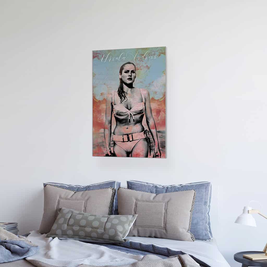 Ursula Andress-de band van James