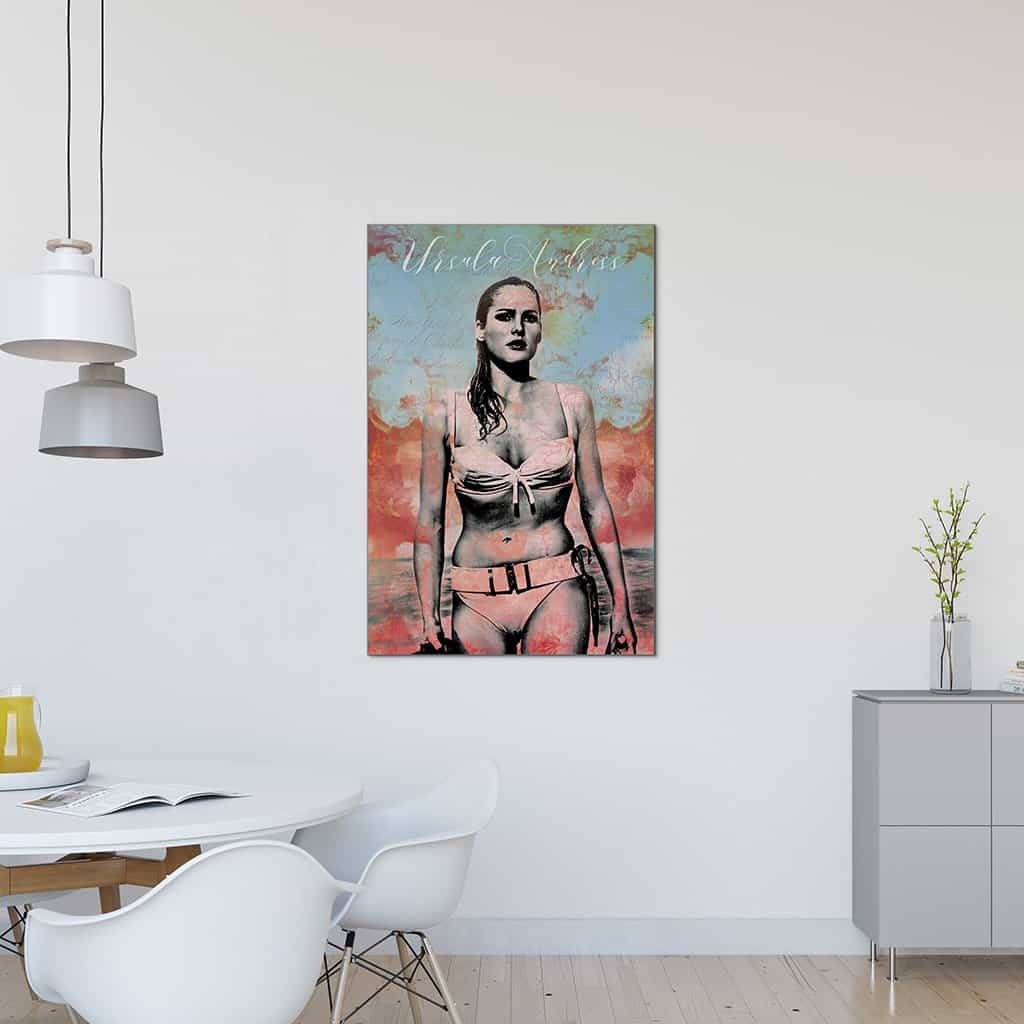 Ursula Andress-de band van James