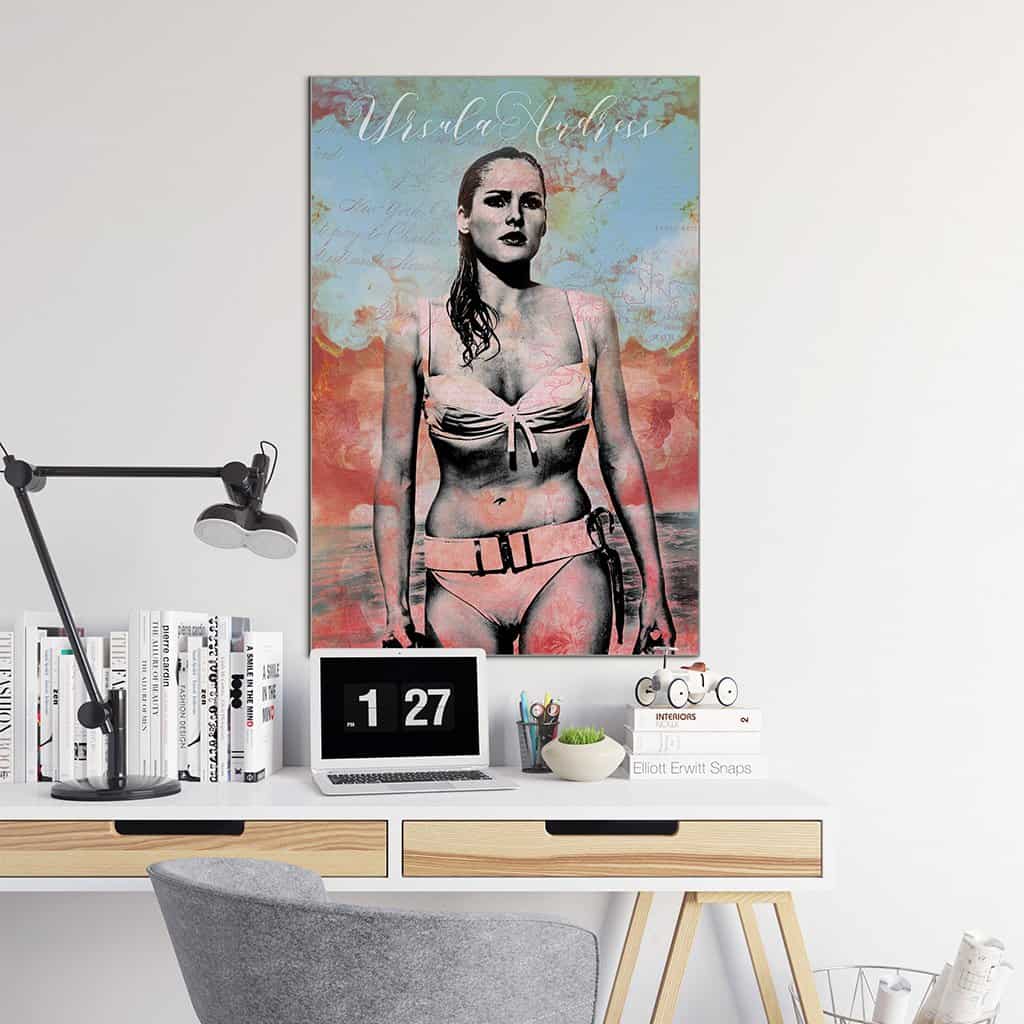 Ursula Andress-de band van James