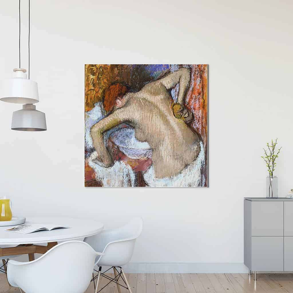 Vrouw die haar rug sponst - Edgar Degas