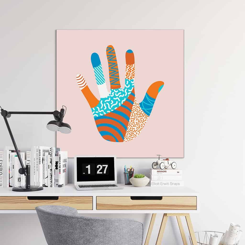 Hand met patronen