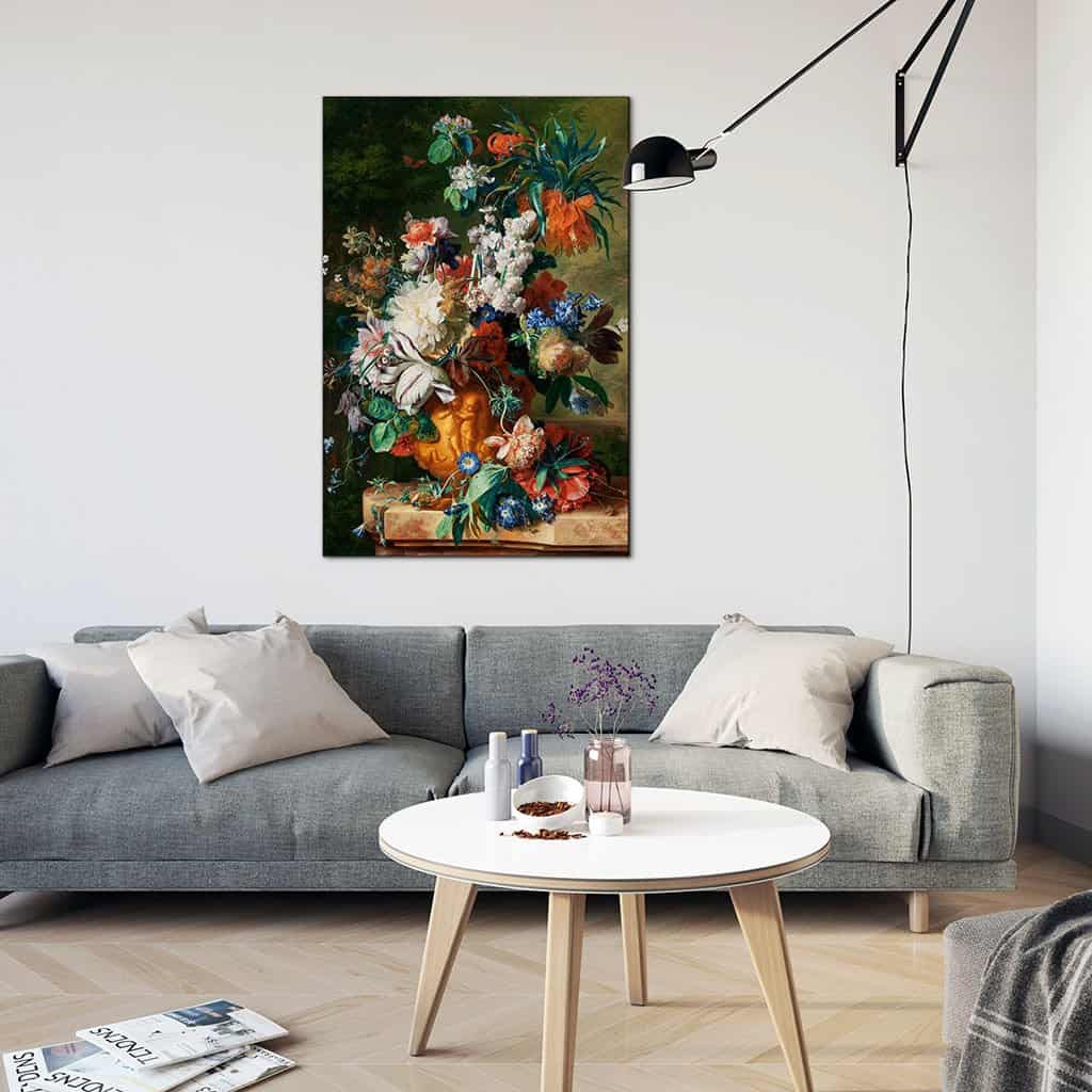 Boeket bloemen in een urn (Jan Van Huysum)