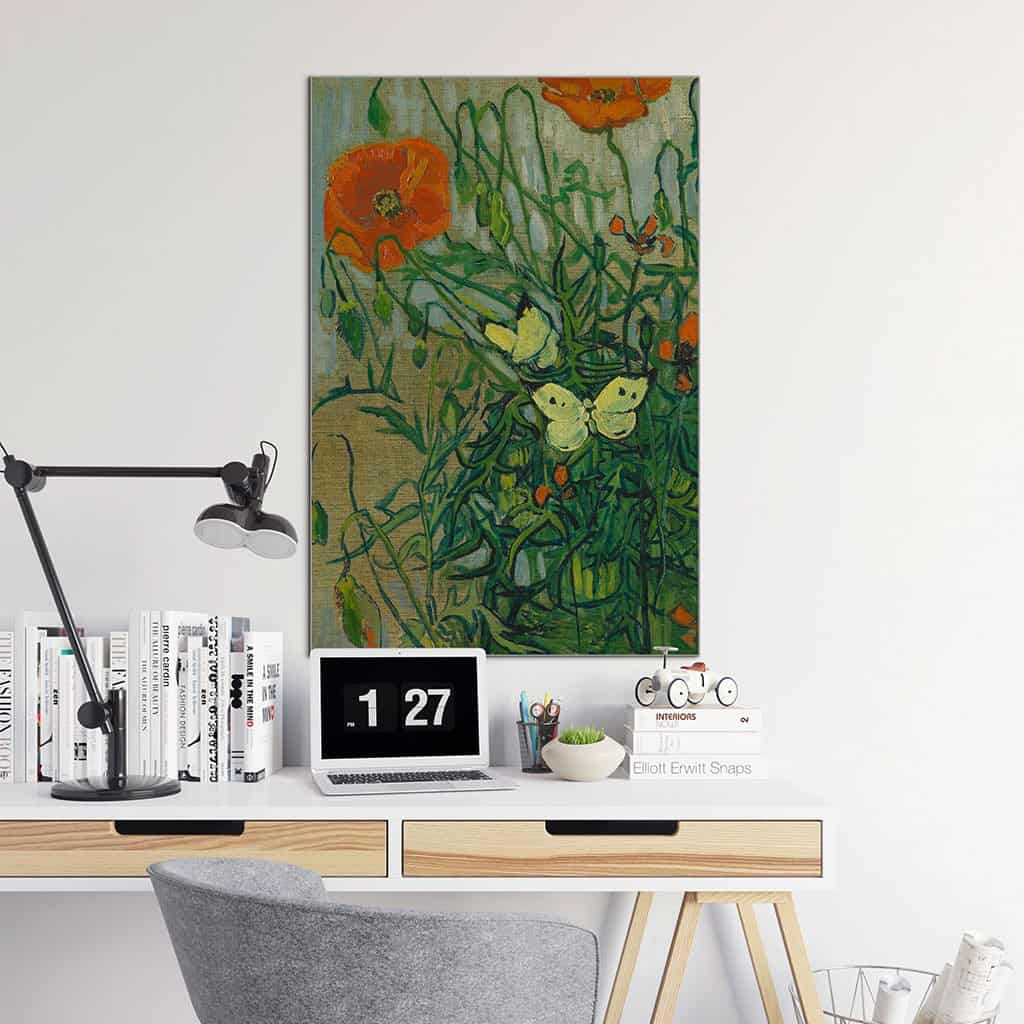 Vlinders en klaprozen (Vincent Van Gogh)
