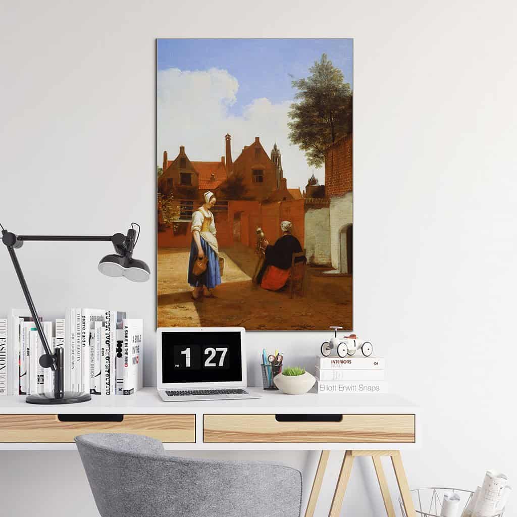 Binnenplaats in Delft op de avond: een spinnende vrouw (Pieter De Hooch)