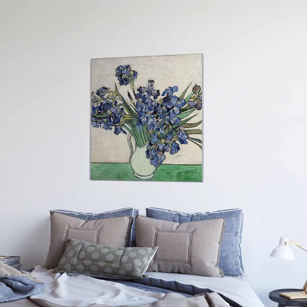 Irissen op grijze en groene achtergrond (Vincent van Gogh)