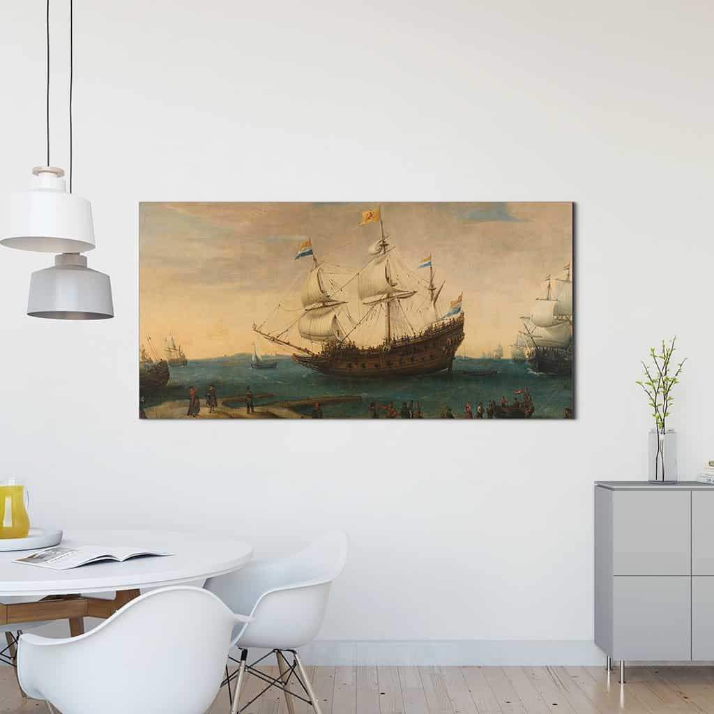 Een aantal Oost-Indiëvaarders voor de kust (Hendrik Cornelisz. Vroom)
